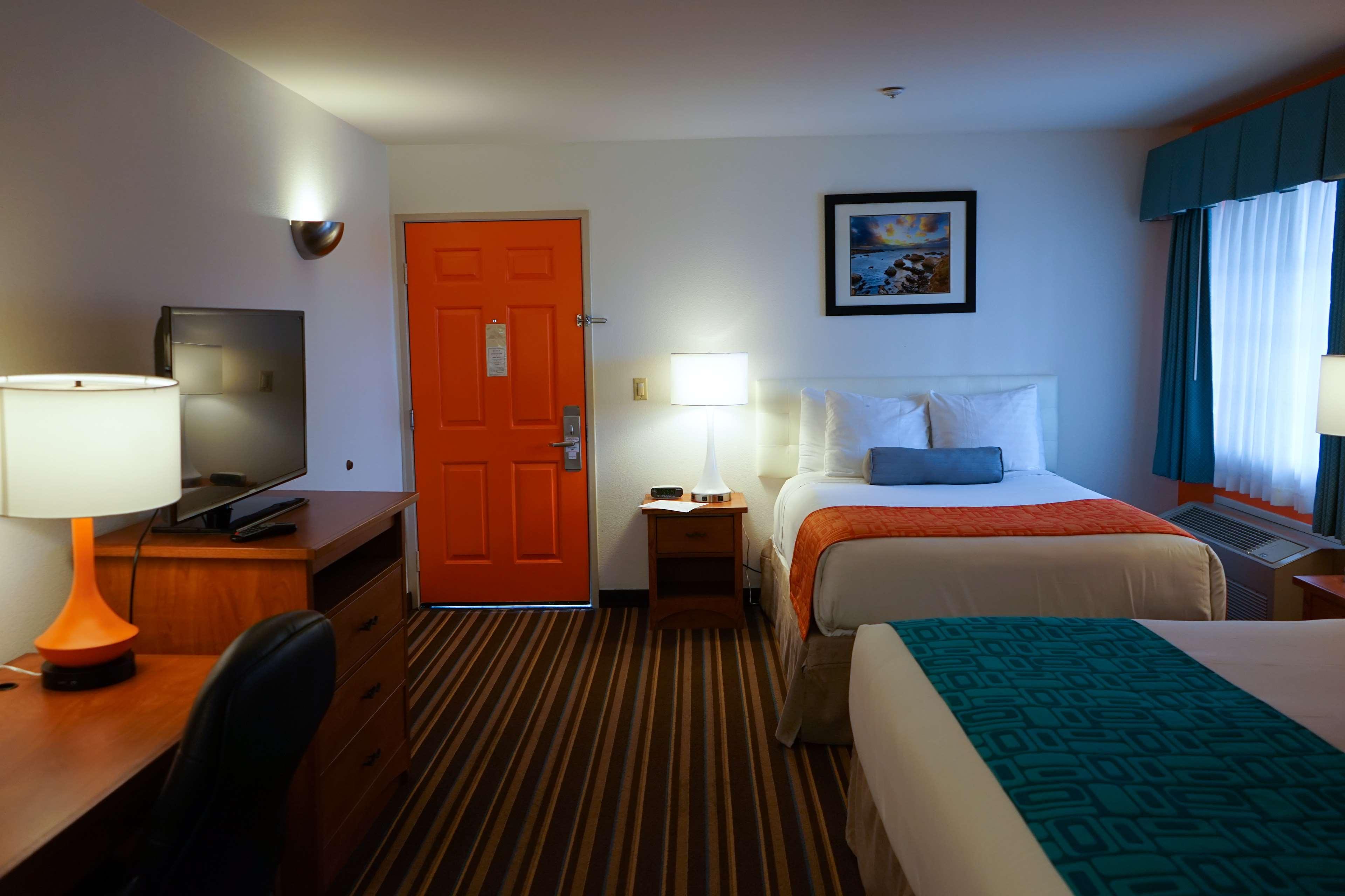 Howard Johnson By Wyndham Salinas Buitenkant foto